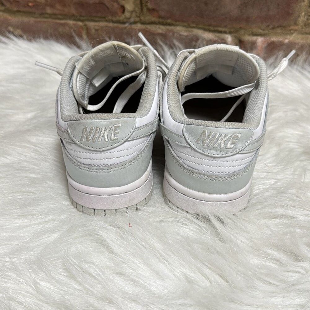 Nike Dunk Women’s Low Photon Dust Sneaker Size 7 - Picture 4 of 8